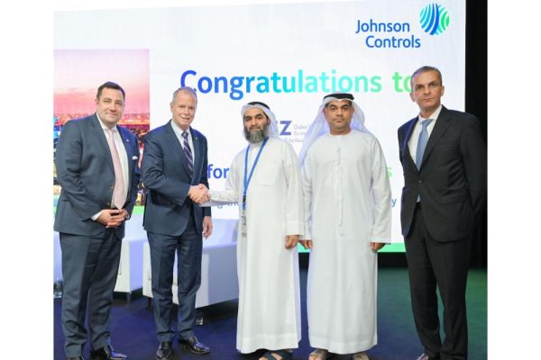 “دبي للمناطق الاقتصادية المتكاملة” تفوز بجائزة “مخطط المستقبل” من “جونسون كونترولز” العالمية