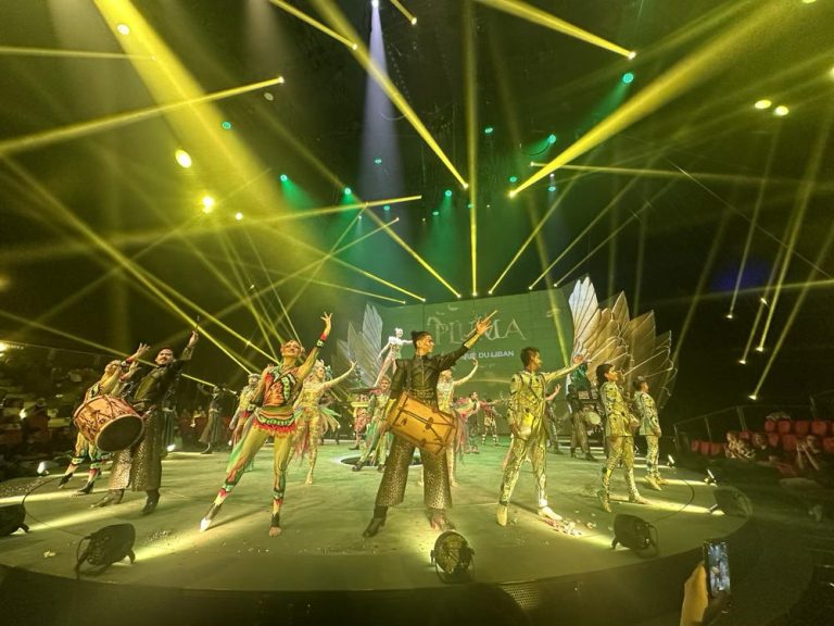 The PLUMA Show Launches at Festival Bay, Dubai Festival City