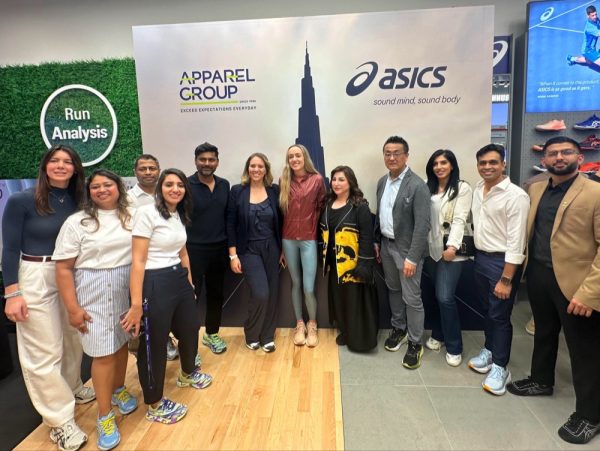 مجموعة أباريل تساهم في تسريع وتيرة النمو لعلامة اسيكس بتدشين المتجر الأول في دبي، وبالتحديد في دبي مول بحضور العداءة العالمية إيليش مكولجان، التي شاركت في ثلاث نسخ للألعاب الأولمبية