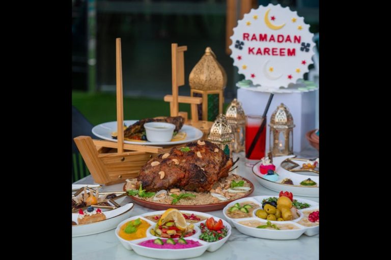 Embrace The Spirit of Ramadan at La Cruise Restaurant