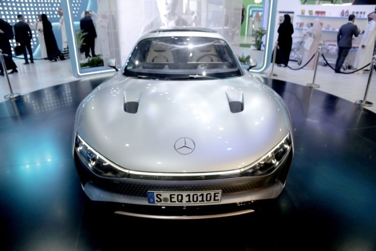مرسيدس-بنز تستعرض أيقونتها الاستثنائية VISION EQXX خلال LEAP 2024 في العاصمة السعودية الرياض                                                                     