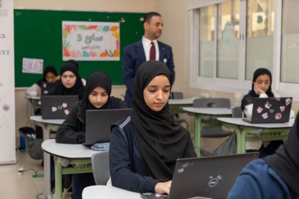  حمدان للعلوم الطبية والتربوية تنفذ اختبارات اكتشاف الموهوبين في المدارس الحكومية بالتعاون مع الإمارات للتعليم المدرسي