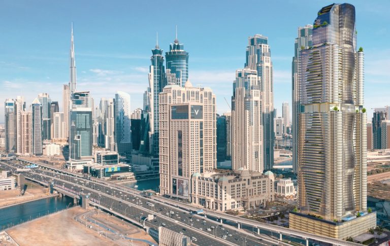 مجموعة الحبتور تحتفل بتحقيق إنجاز كبير في بناء برج الحبتور الأيقوني