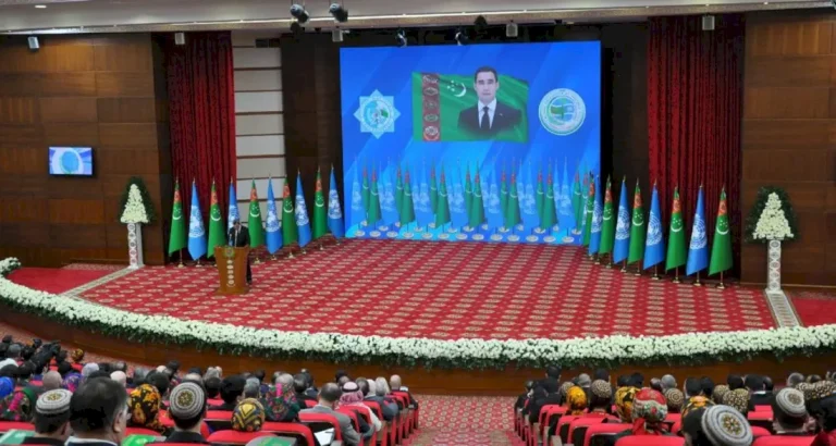 2025 عام السلام والثقة… مبادرة تركمانستان نحو مستقبل عالمي مستدام