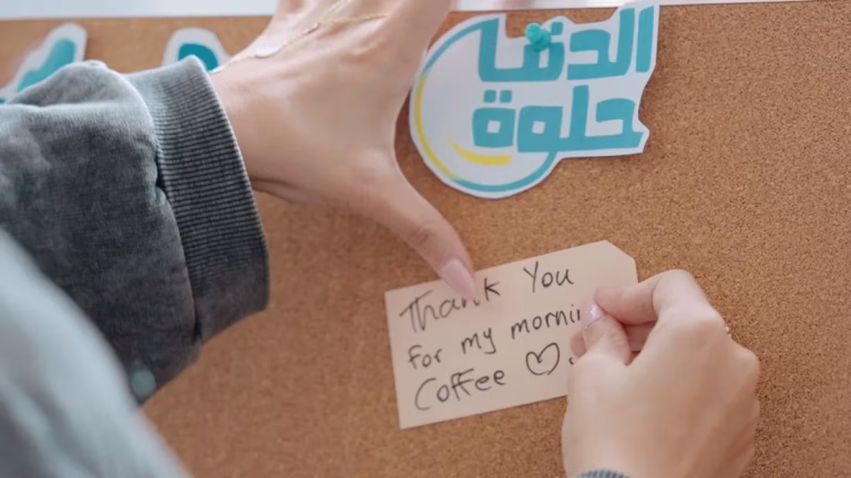 “اليوم التوصيل لك”: دنيا حلوة تفاجئ سائقي التوصيل في دبي بمبادرة إنسانية خلال رمضان