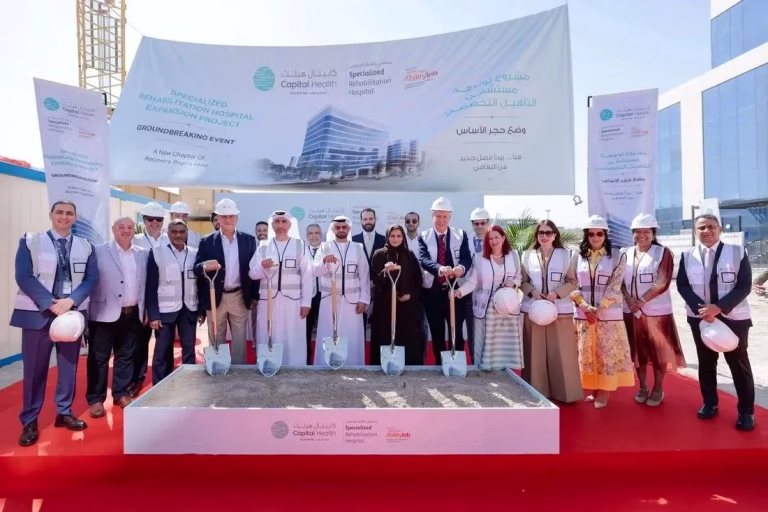 مستشفى التأهيل التخصصي يضع حجر الأساس لتوسعة كبرى تؤهِّله ليصبح أكبر مستشفى متكامل للتأهيل في دولة الإمارات