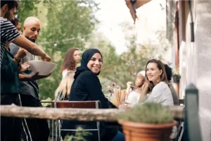 برلين تؤكد التزامها تجاه السوق الخليجي خلال مشاركتها في معرض سوق السفر العربي في دبي
