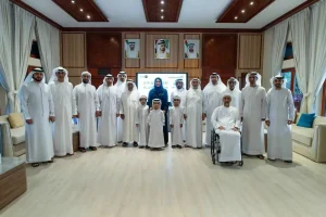 حصة بنت عيسى بوحميد تلتقي مرتادي مجلس جميرا وتؤكد أهمية مجالس الأحياء في تعزيز التواصل المجتمعي
