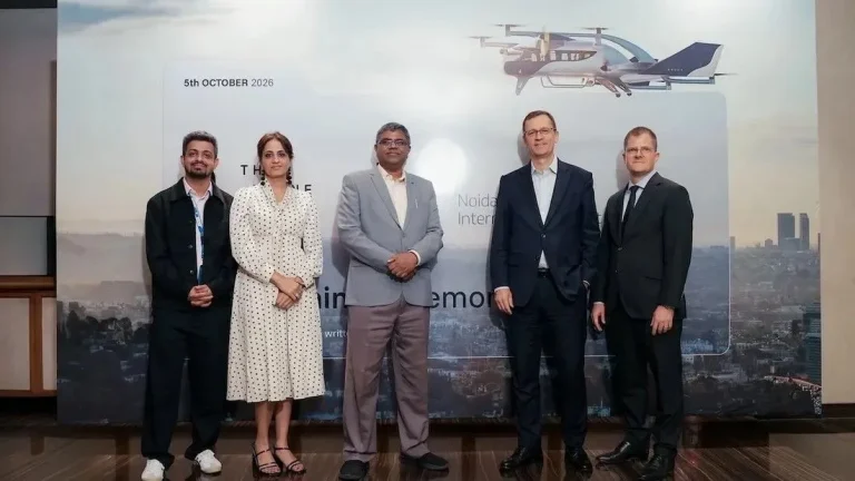 يقترب التاكسي الطائر من أن يصبح واقعًا مع دمج شركة ePlane لرحلات طائرات الإقلاع والهبوط العمودي الكهربائية (eVTOL) مع عمليات المطارات.